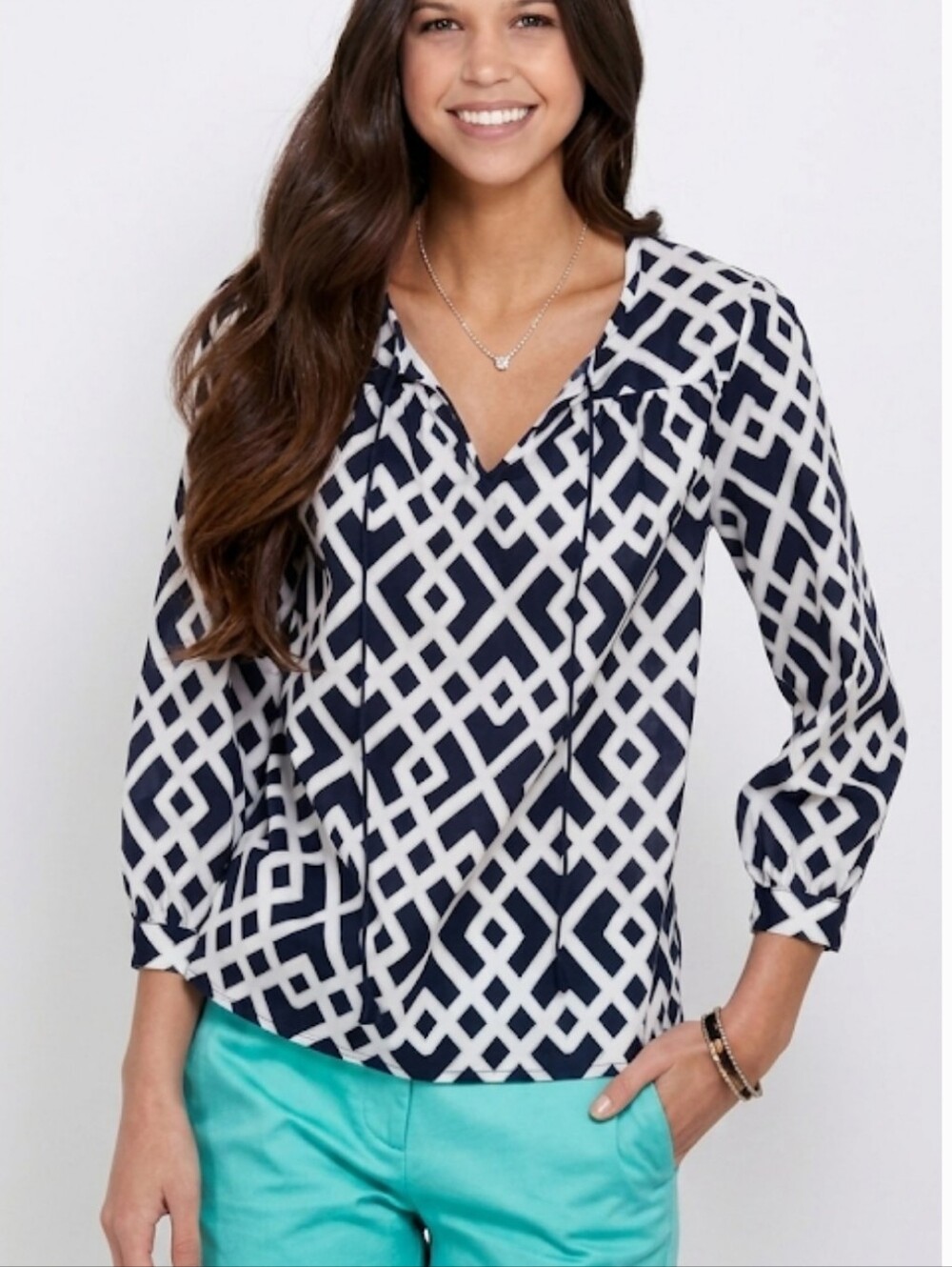 Vineyard Vines Navy Lattice V-Neck Blouse Size L